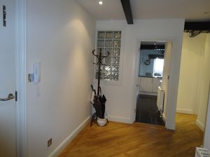 hallway- click for photo gallery